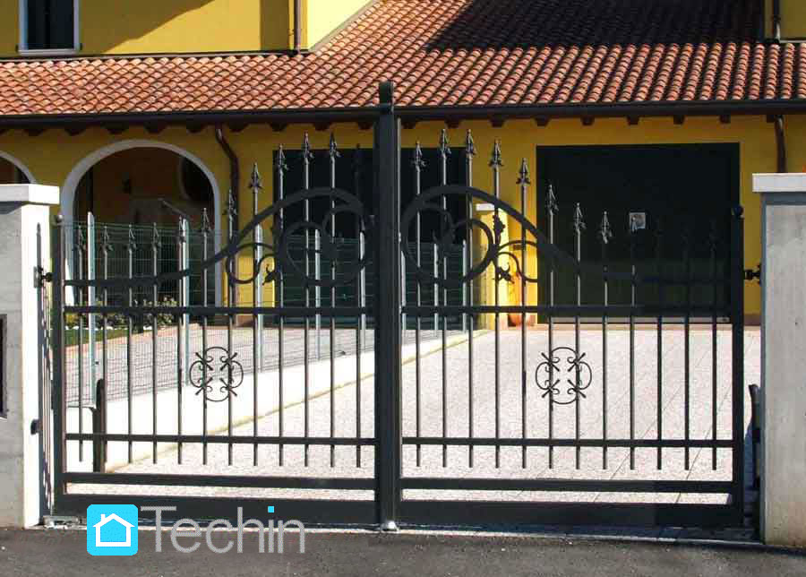 http://www.techin.it/IMG/CANCELLI_RECINZIONI/C2A_EK/CANCELLO_2AEK_01.jpg