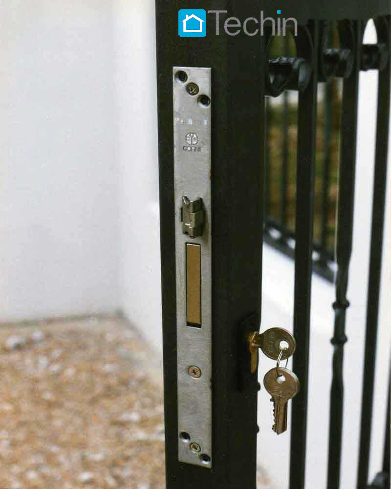 http://www.techin.it/IMG/CANCELLI_RECINZIONI/CP_EK/ACC006.jpg