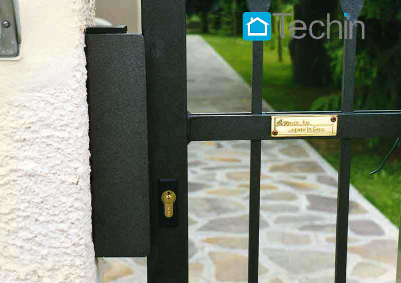 http://www.techin.it/IMG/CANCELLI_RECINZIONI/CP_EK/ACC007.jpg