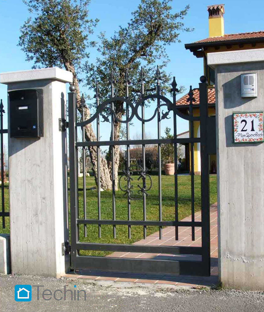 http://www.techin.it/IMG/CANCELLI_RECINZIONI/CP_EK/CANCELLO_CPEK_01.jpg