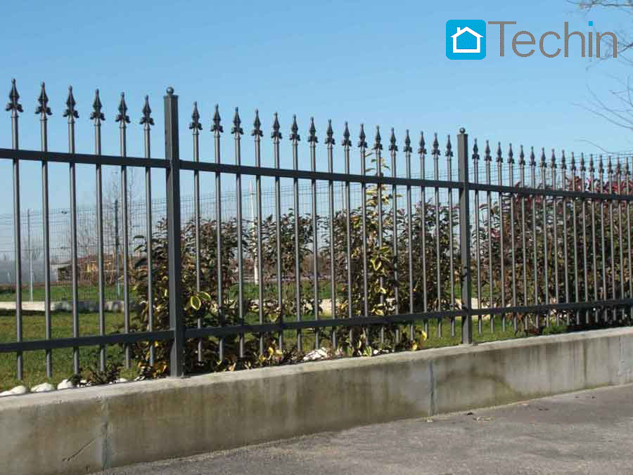 http://www.techin.it/IMG/CANCELLI_RECINZIONI/REC_EK/RECINZIONE_EK_01.jpg