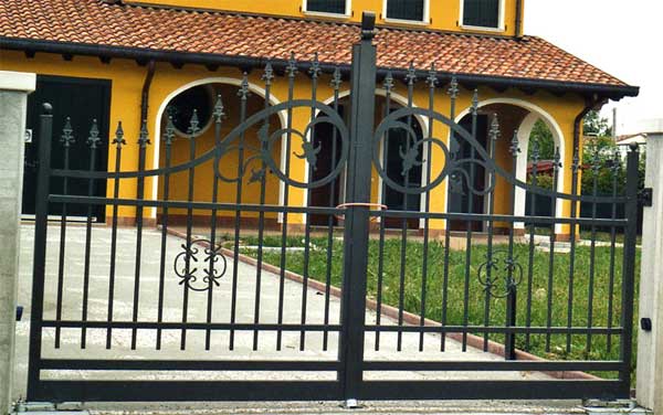 Cancelli in ferro,recinzioni,recinzione,cancello,ferro battuto Cancelli x ville